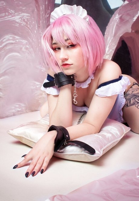 Yuiko Chan free model pics