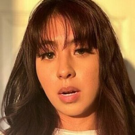 Myncela porn model gallery