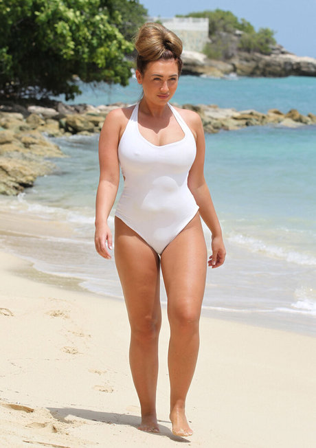 Lauren Rose Goodger star free pic