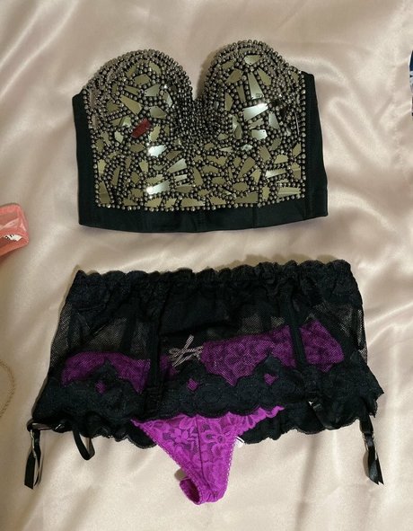 Jessica Riley pornstar perfect gallery