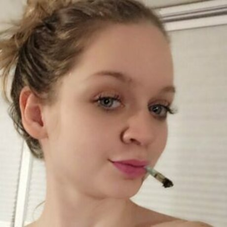 Lust4Lizzie nudes star picture