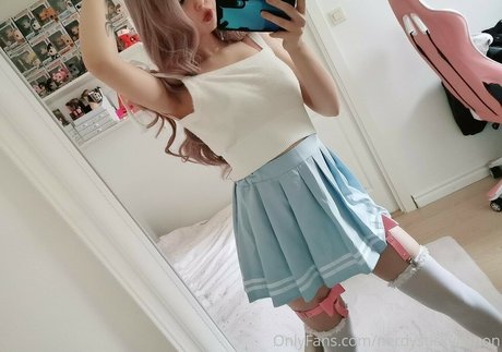 nerdystickylemon star nudes archive