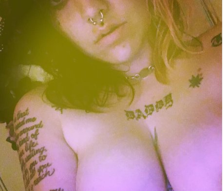 lilslitslut nude star archive