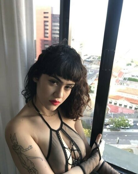 Julia Evilx model nice photos