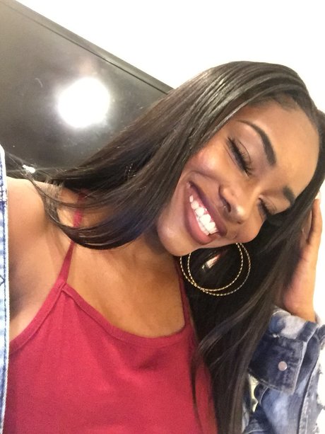 OG Leah Swanky_ beautiful star picture