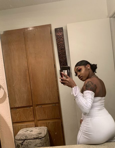 OG Leah Swanky_ best actress galleries