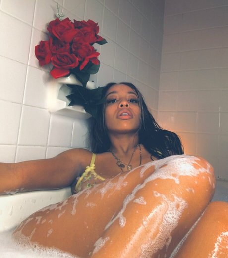 Giana Malise perfect star img