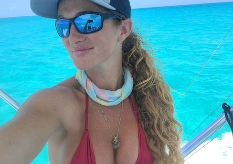 black threesome onlyfans beautiful pictures