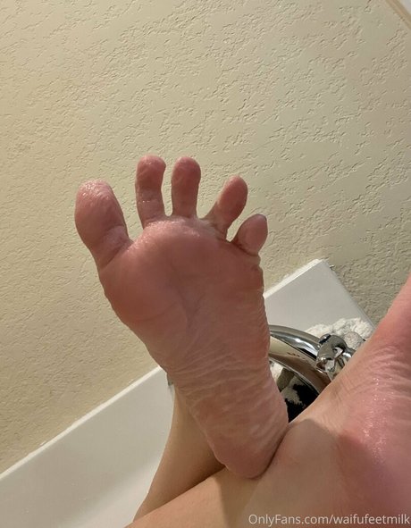 WaifuFeetMilk pornstar sex img