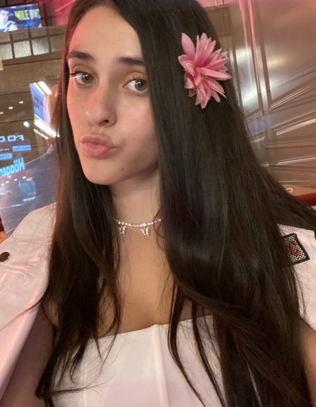 Angelique Gunn erotic actress images