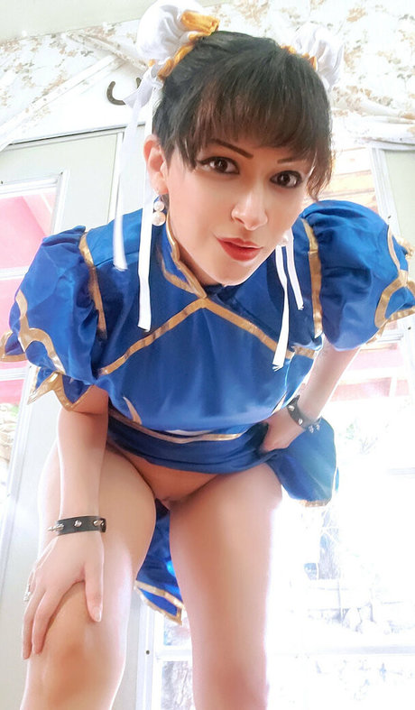 XOXO Darling erotic star image