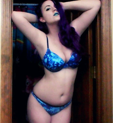 TemptyVA xxx model gallery