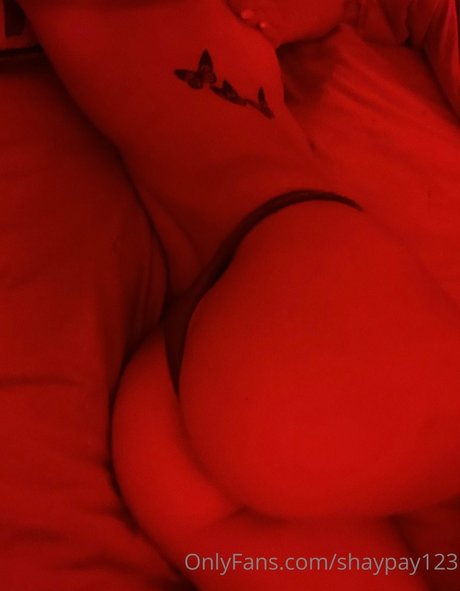 Shayna Laliberte nude actress img