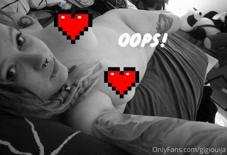 Gigiouija best model images