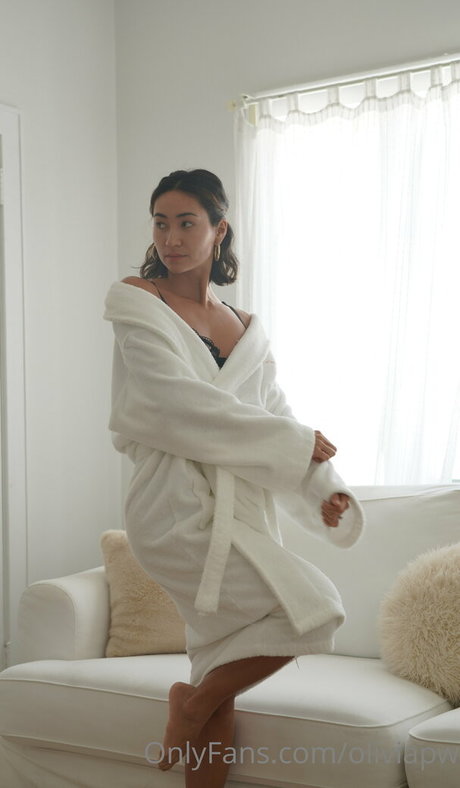 Olivia Pascale hot pornstar photo