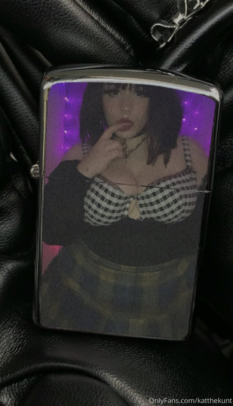 KatTheKunt pornstar nude images