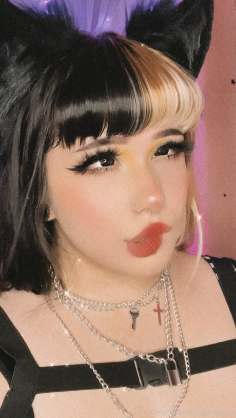 KatTheKunt star hd pic