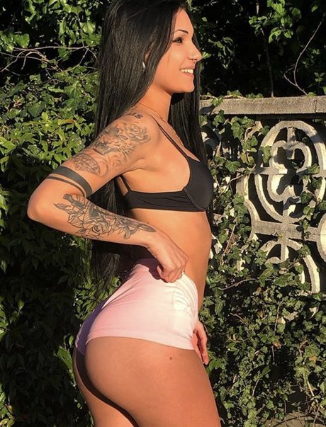 Ciroi Kelly hd model pics