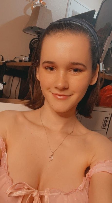 Jani Veve naked actress galleries