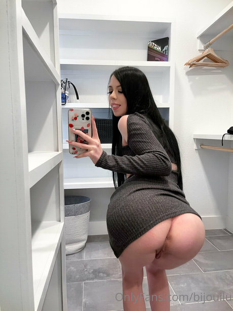 bijouilu naked actress photo