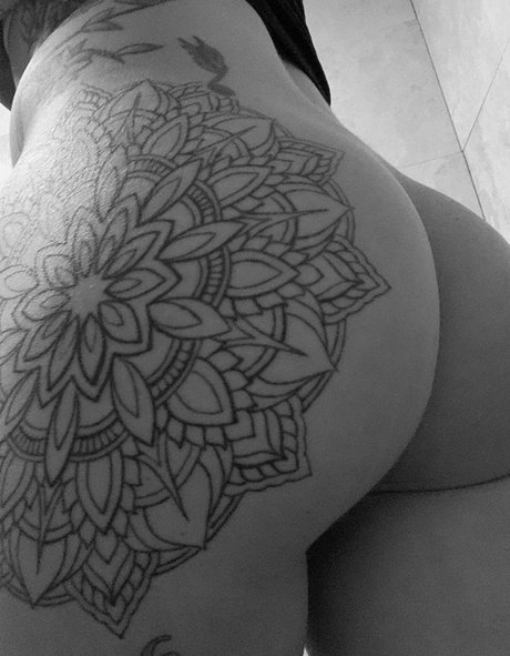 Cassie Robb BKFC pretty actress pictures