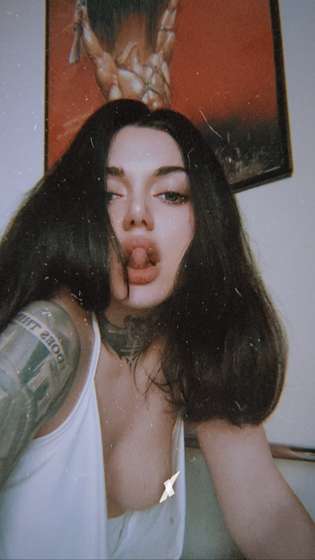 Vnciel star naked gallery