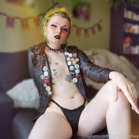 aprilinalindsay hd model galleries