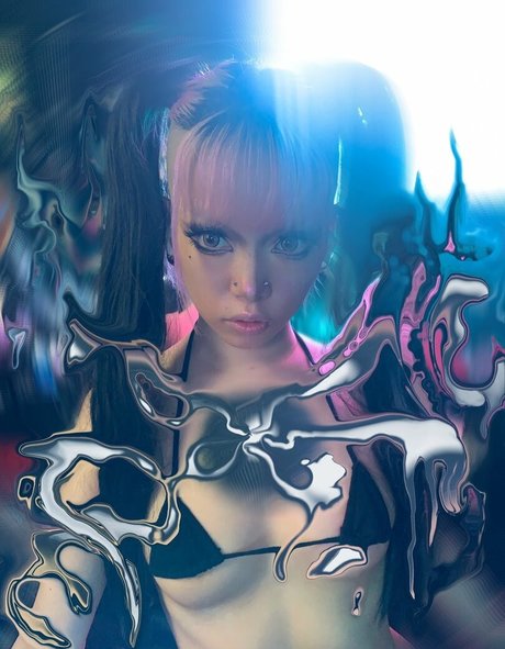 hirarilily sexy star picture