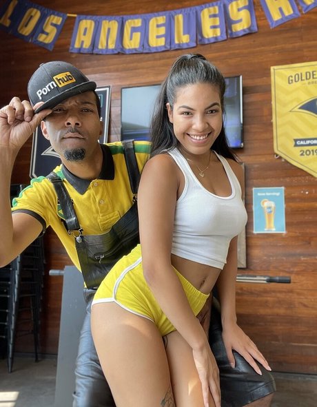 Mr Scotty Pisback pretty star archive