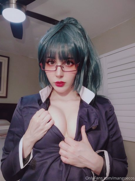 Mangoecos model high quality photo