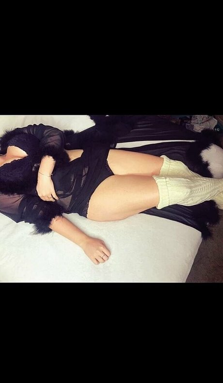 lesbian pussy onlyfans hd photo