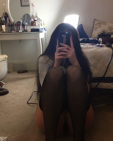 Pandahuwu model beautiful pictures