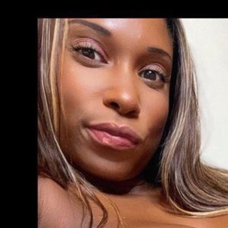 Hot Shot Hanah porn model picture