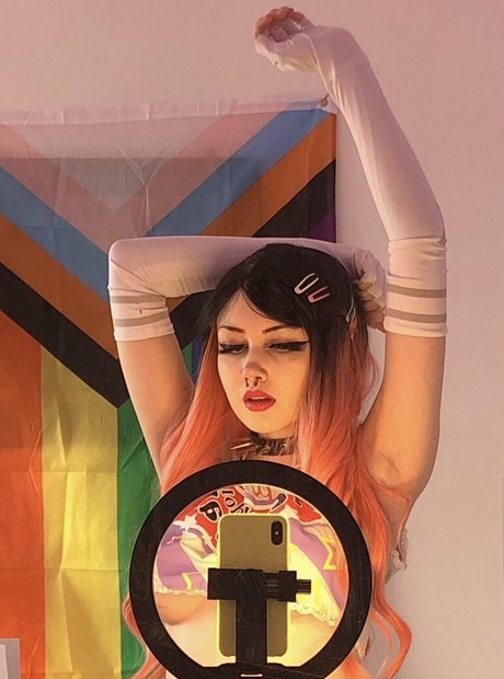 sweet tabasco bitch exclusive actress pics