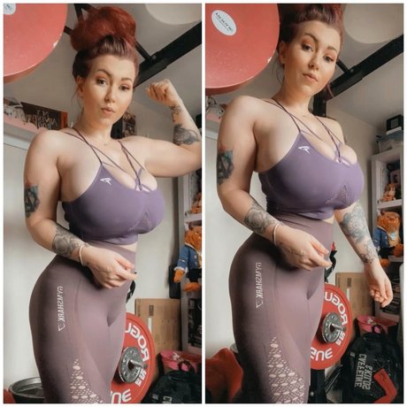 Jessiiee adult model pics