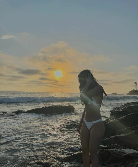 Zel3ya nude star pictures