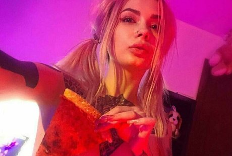 Vakhanalia model nude pic