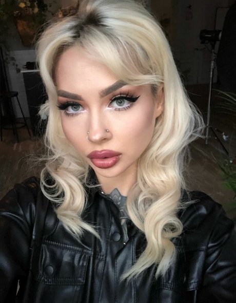 Vakhanalia pornstar nudes galleries