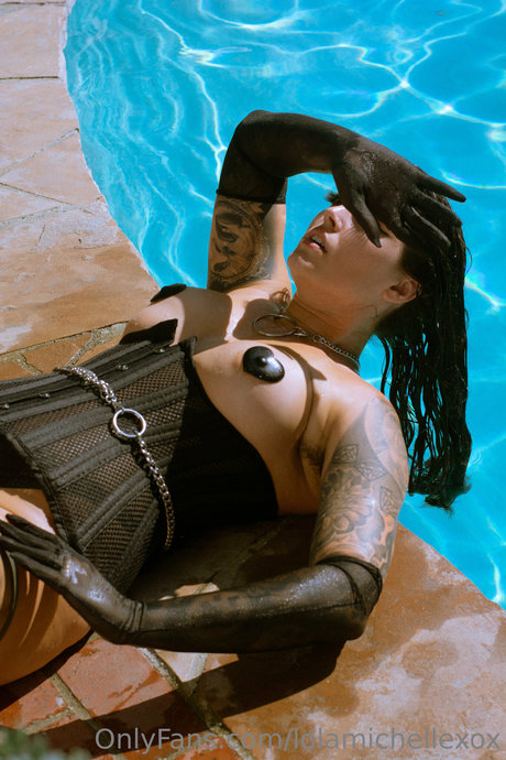 Lola Michelle sexy actress archive