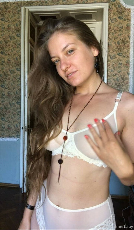 Crazy Layla pornstar erotic img