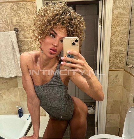 Lina Akindele star perfect photos