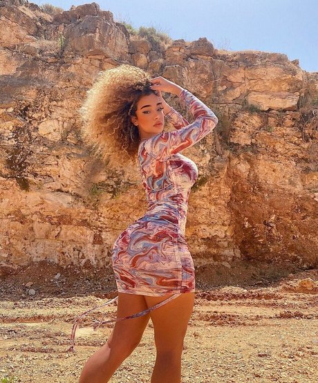 Dana Curly star pornographic img