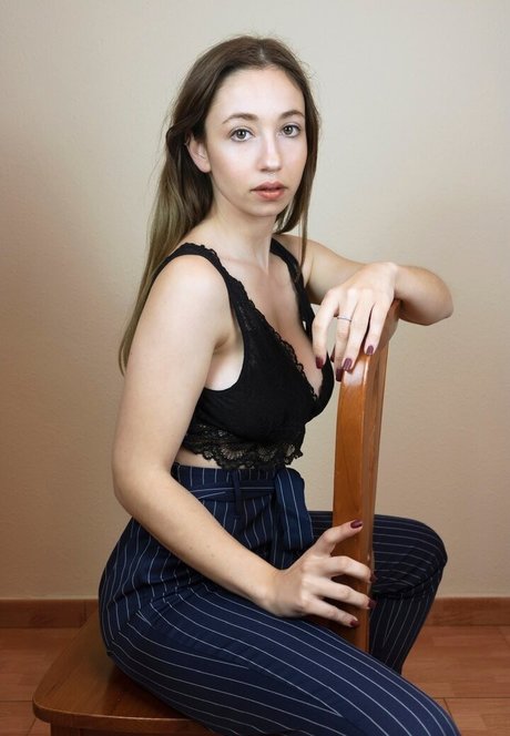 Lada Amores perfect actress archive