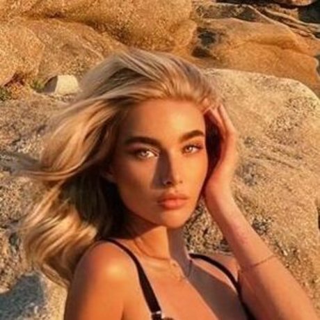 Antonia Freya Lidia sex actress gallery