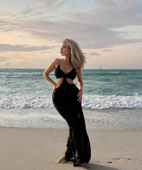 Antonia Freya Lidia pornstar adult pics