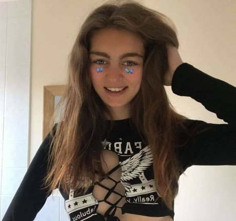 emily marionxoxo model perfect photo