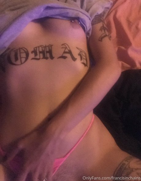 FrancisInChains model naked galleries