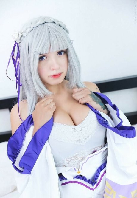 Hana C4 star hot images