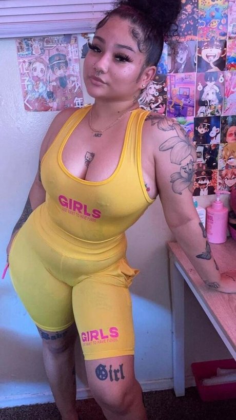 Mariahj porn actress picture