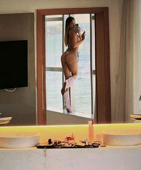 Anna Cangussu perfect model gallery